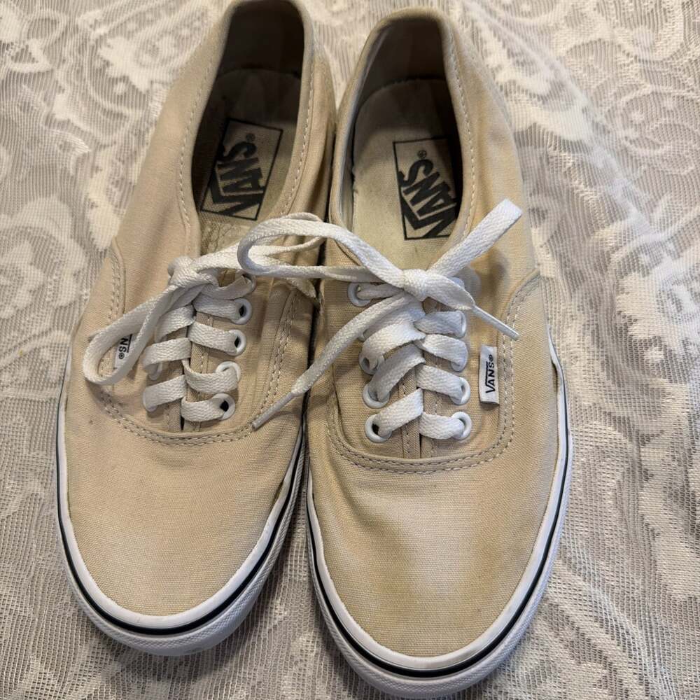 VANS Beige Canvas Lace Up Men's 6.5 Women’s 8 Sneakers US Casual Lightweight